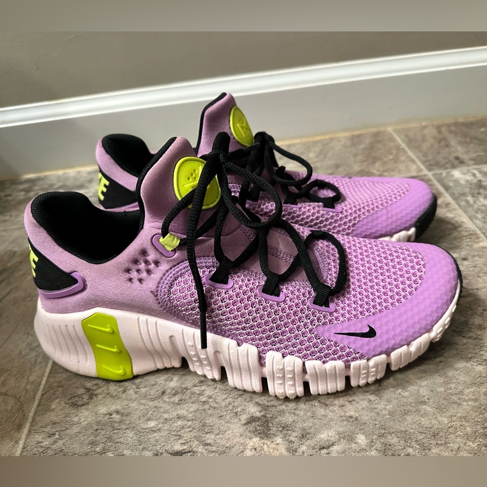Nike Purple Athletic Shoes